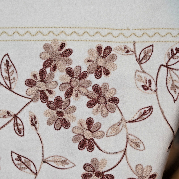 La Seine White Pashmina Shawl Wrap Gold Green Embroidery Fringe 78"x28" Holiday - Picture 11 of 14